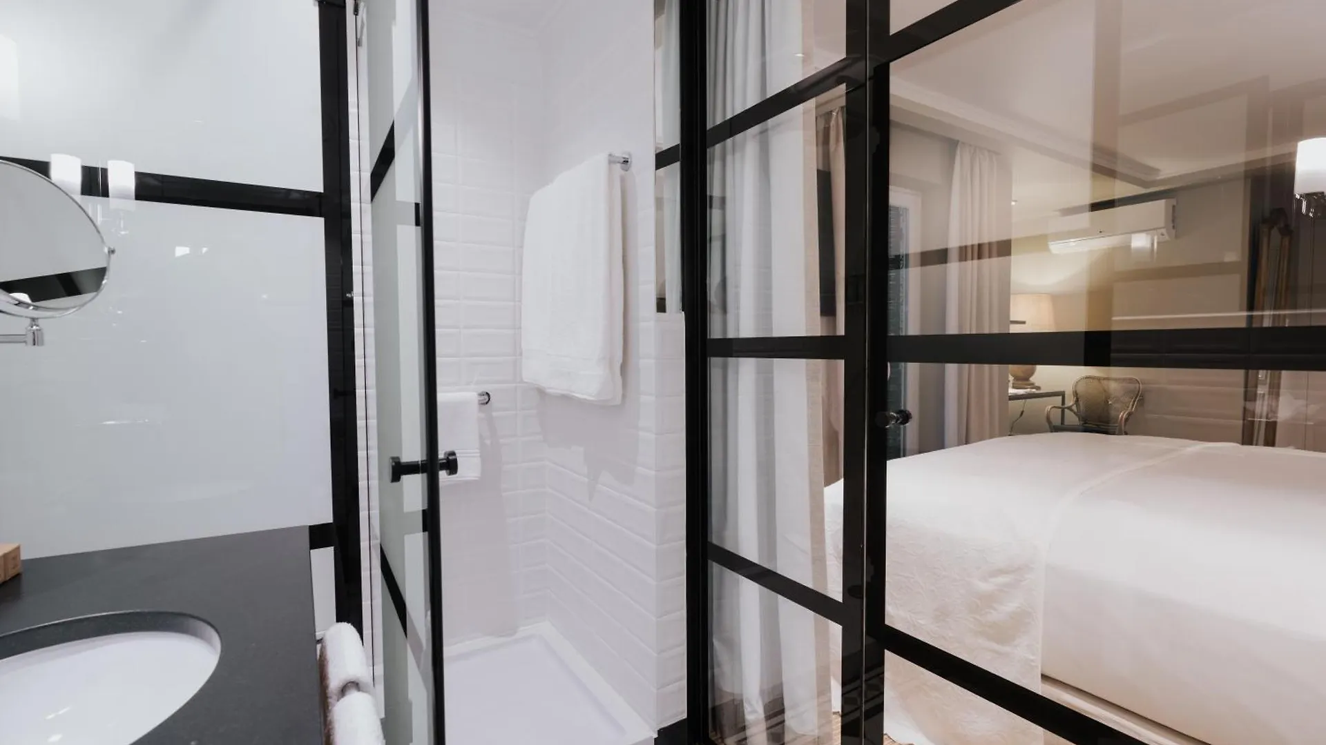 Hotel Almalusa Alfama Lisbon